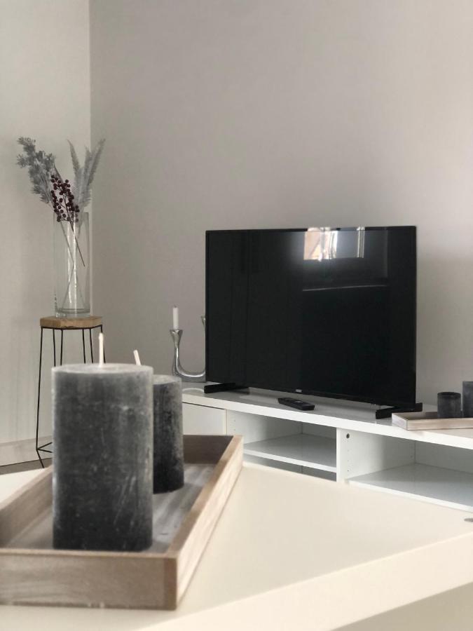 Body Kult Loft - Modernes Appartement Mit 2 Separaten Schlafzimmern Zwickau Luaran gambar